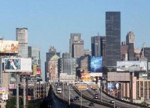 The Long Island Expressway and the Manhattan skyline