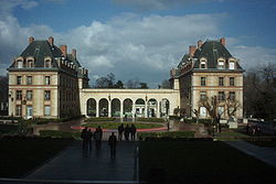 Entrance, Cit Universitaire